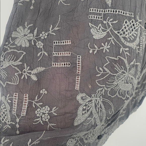 Johnny Was Embroidered Long Sleeve Tunic - Picture 4 of 7